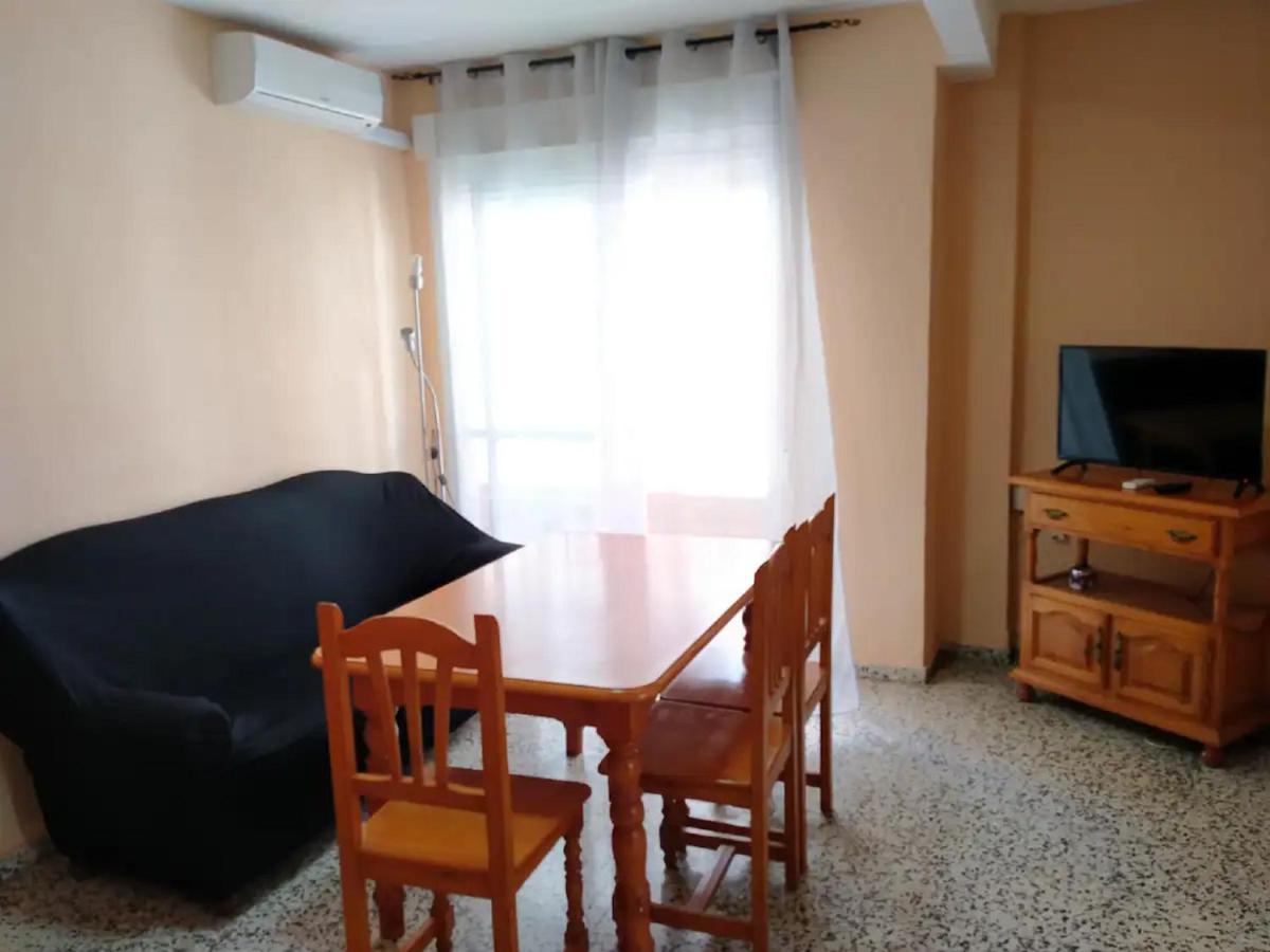 Apartamento 3 Dormitorios Frente A Hospital De Traumatologia Гранада Экстерьер фото